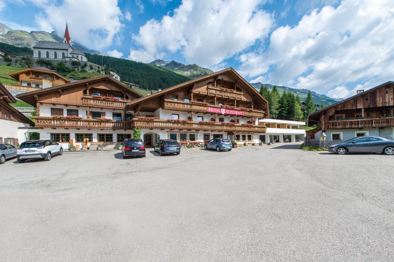 Hotel Alpenrast Riva di Tures Esterno foto